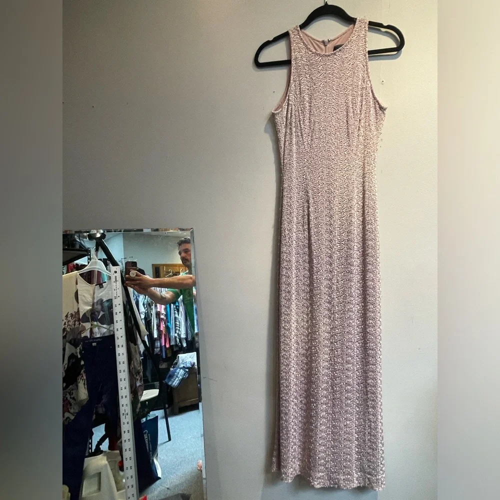 Vintage Carmen Marc Valvo Form Fitting Evening Cocktail Party Dress • Size 8 - Picture 2 of 8